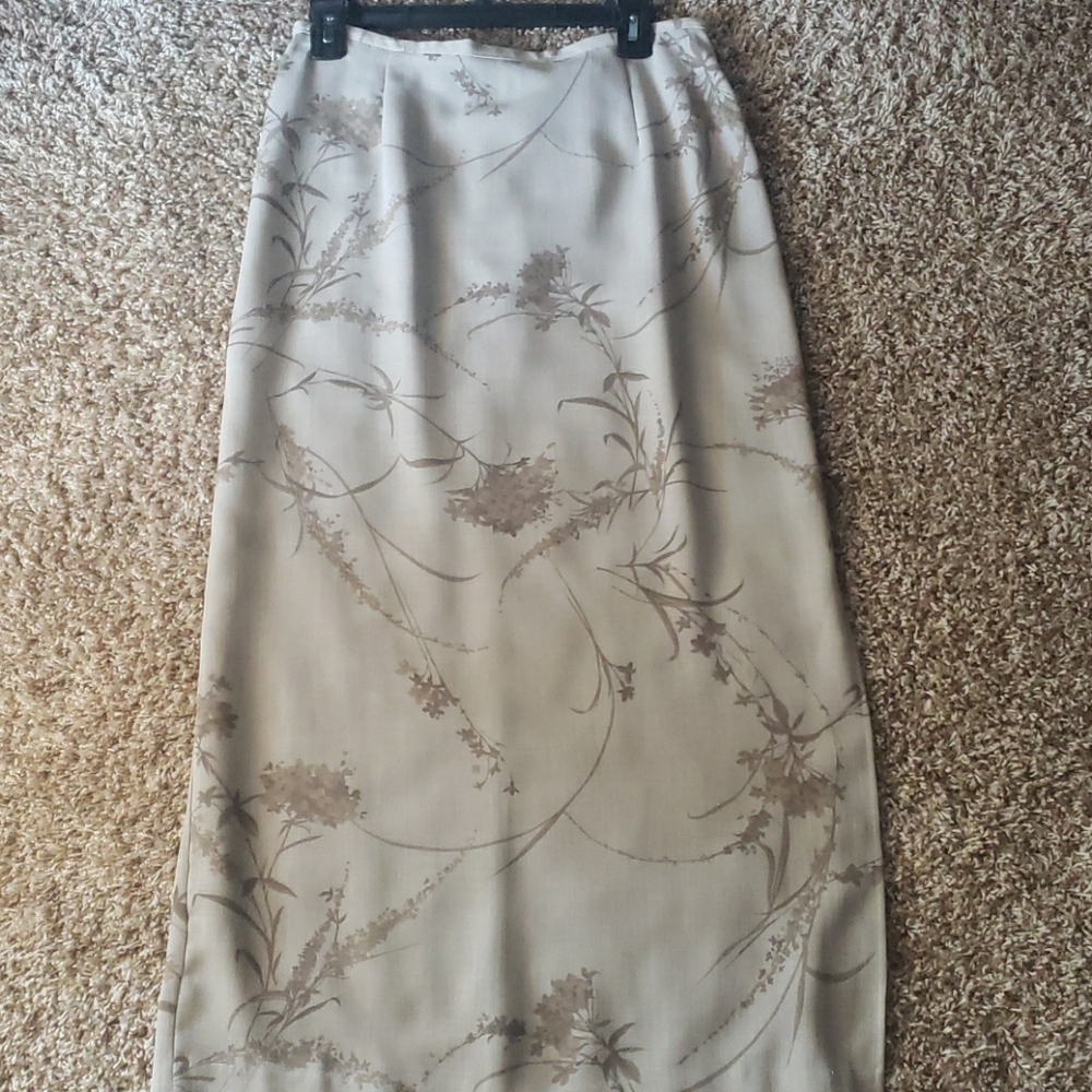 Hillard&Hanson long spring and summer Skirt